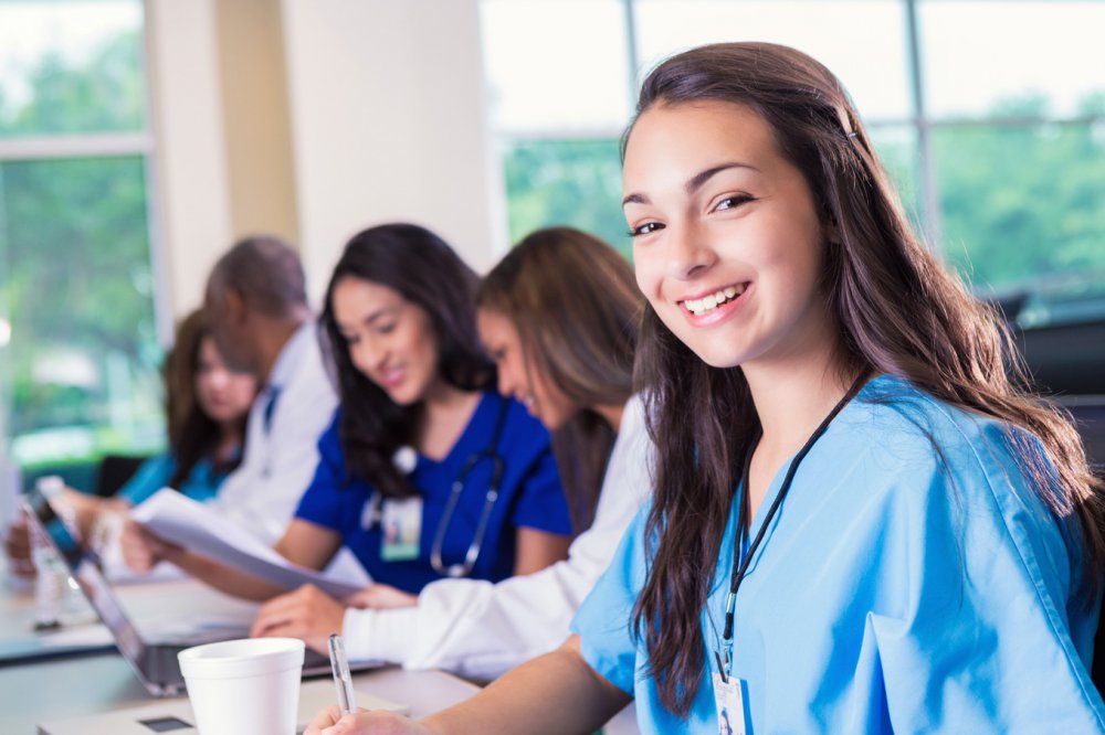 TUYỂN SINH DU HỌC NGHỀ ĐIỀU DƯỠNG TẠI ĐỨC-MIỄN 100% HỌC PHÍ!